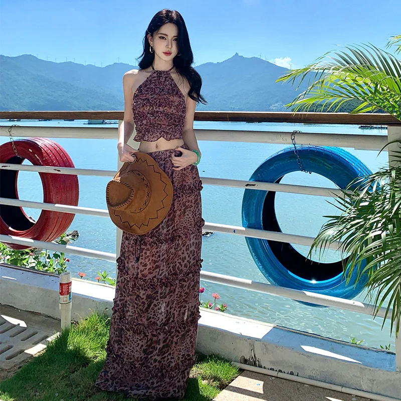 Desert Island Sexy Leopard Print Halter Backless Vest Long Skirt Two-Piece Set Women's Fashion Sensual Style All Seasons Wear