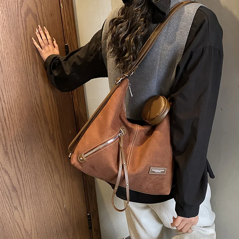 

2025 Large Capacity Tote Bag for Women, Vintage Matte Finish 3-in-1 Convertible Backpack Crossbody Shoulder Bag