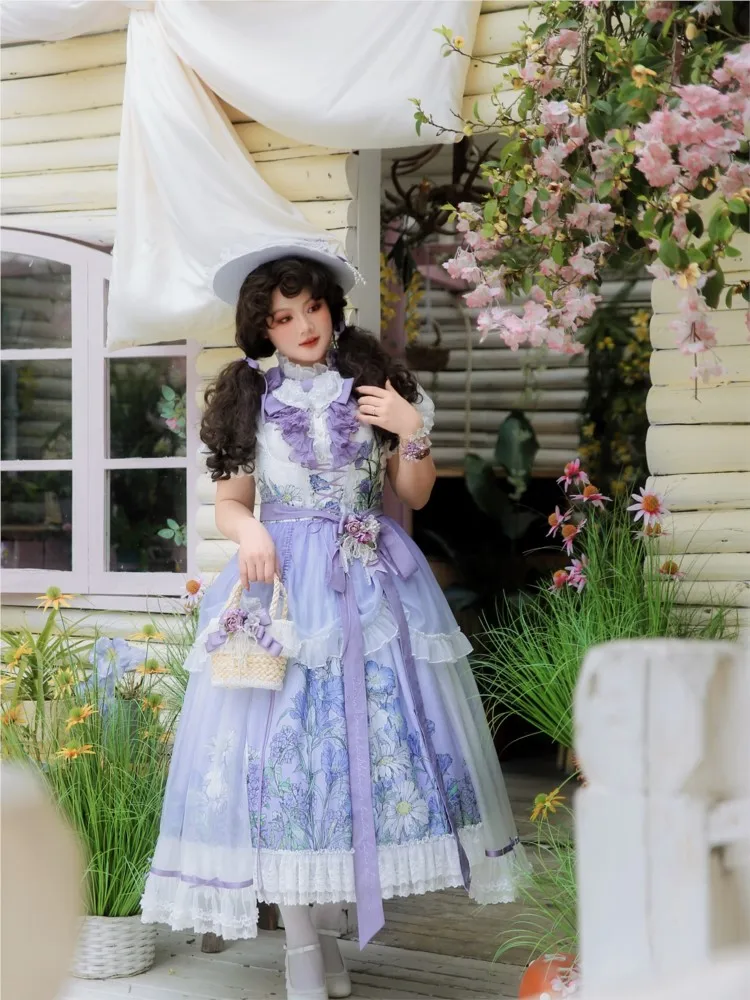 A new fashionable dress in gradient purple