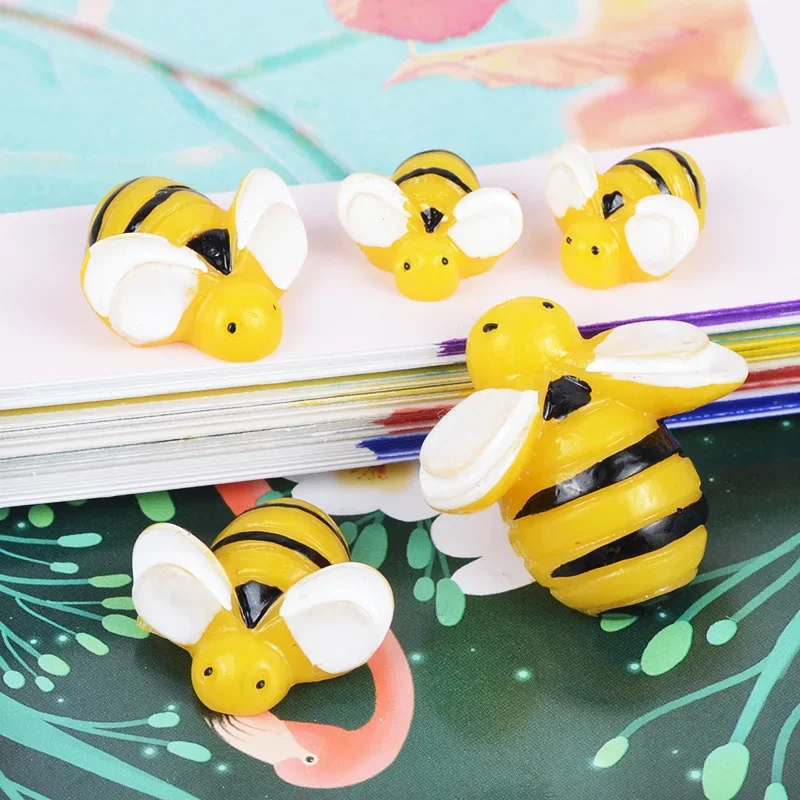 10pcs Kawaii Resin Bees Miniature Kawaii Cabochon Planar Flatback Miniatures Scrapbooking Material Items Accessories Charm Craft