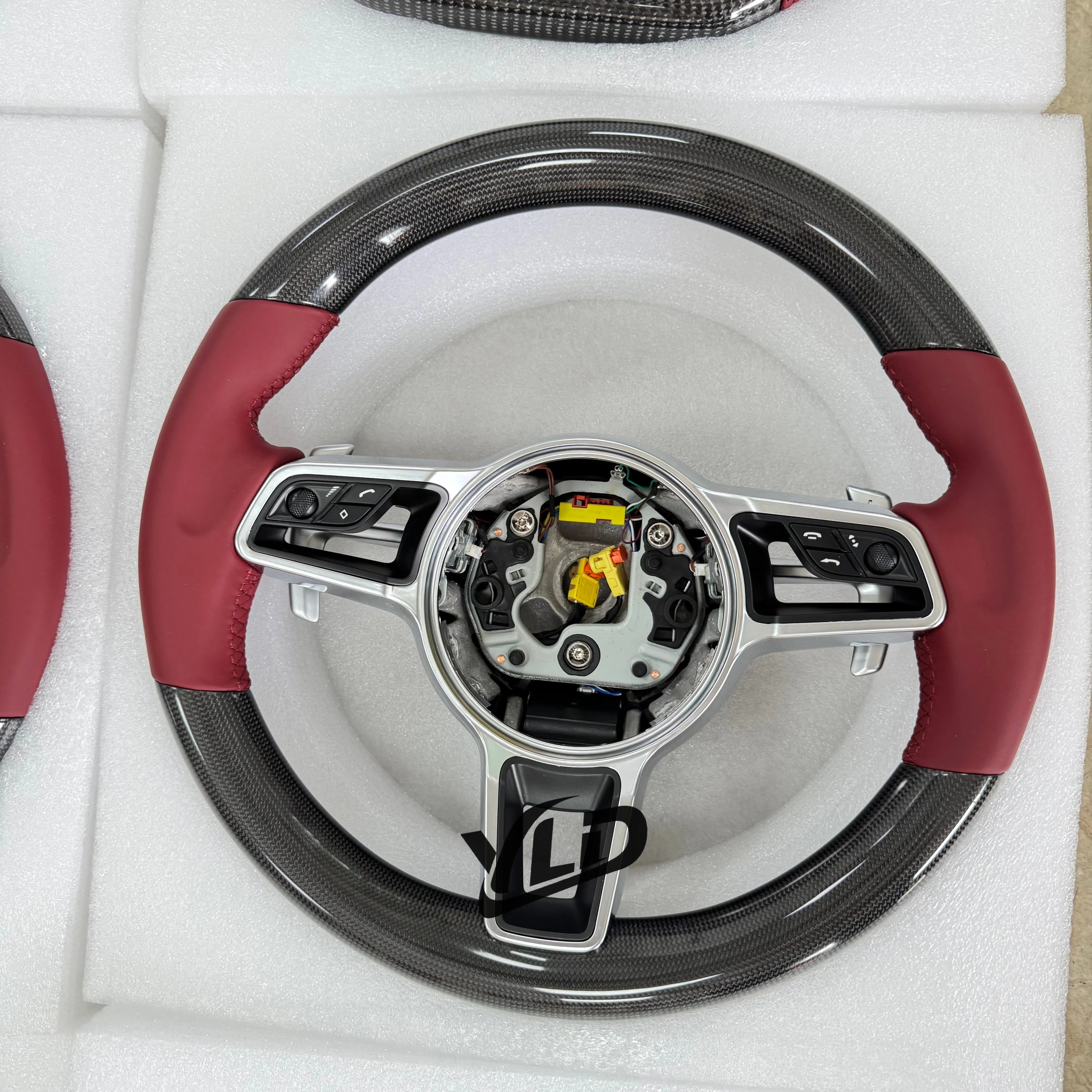 YLD Customized Carbon Fiber Flat Bottom Leather Car Steering Wheel Red Compatible Panamera Macan Cayenne 918 911 718