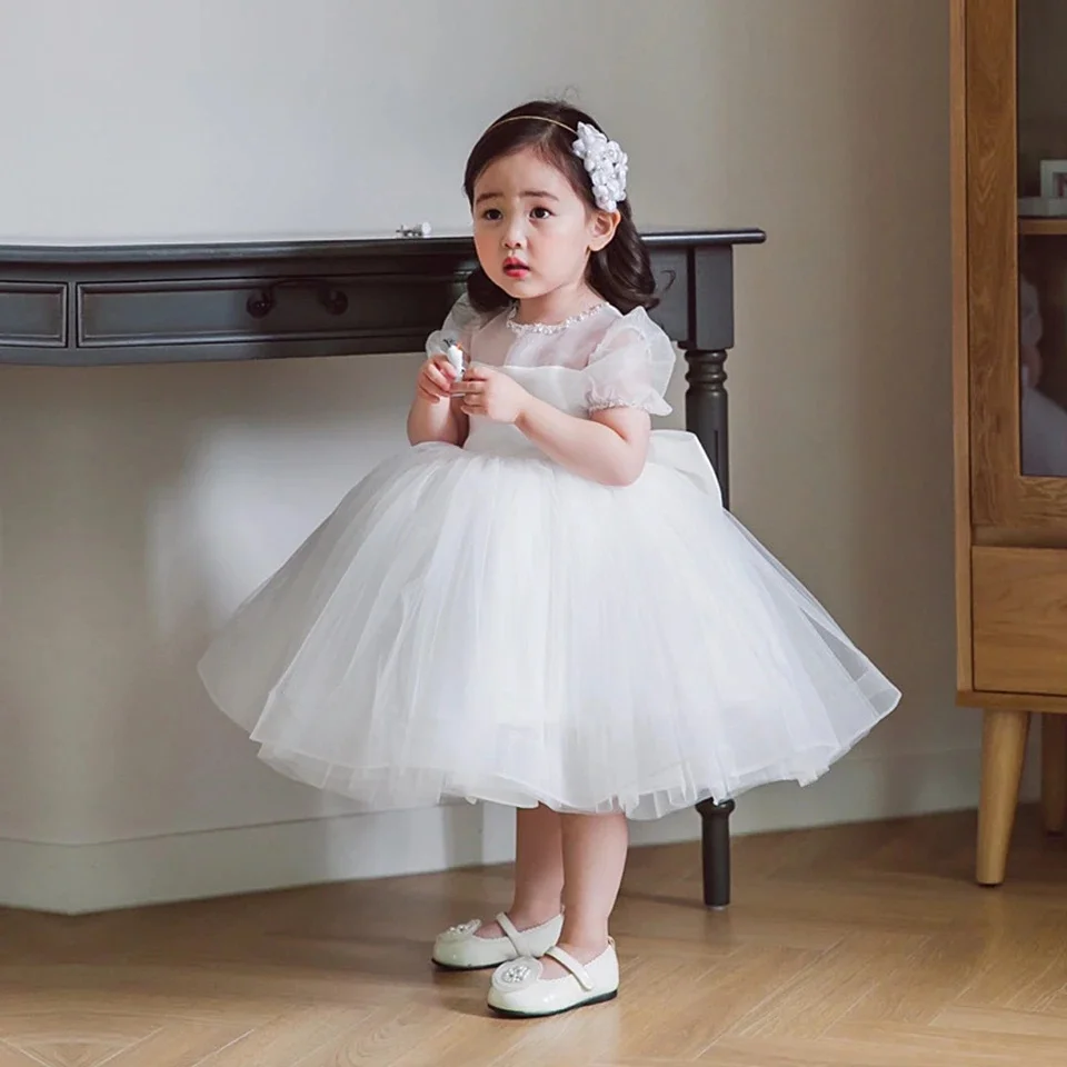 Lovely White Flower Girl Dresses For Wedding Birthday Party Tulle Puffy Beading Knee Length Bow First Communion Gowns Wear