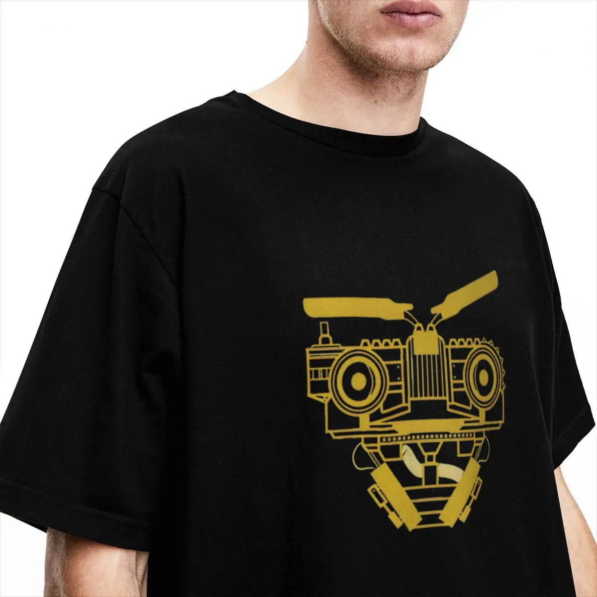 Streetwear T-Shirt He Is Alive! Johnny 5Input Circuit Johnny 5 Cotton T Shirts 80s Robot Tshirt for Men Summer Awesome Clothing