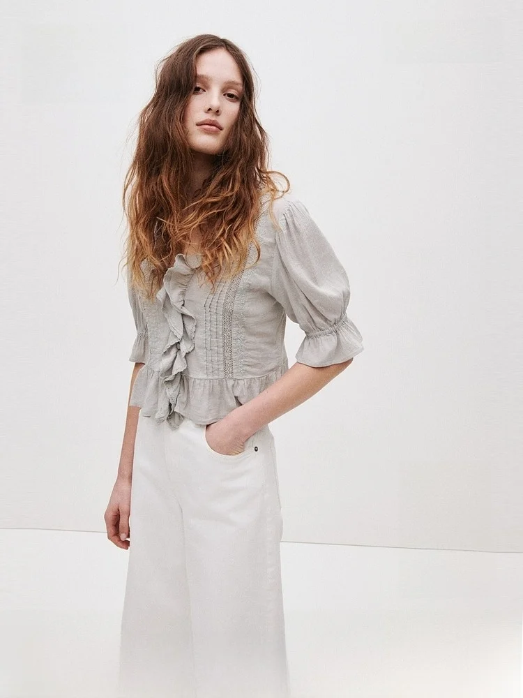 

H&M Summer New Women's Ruffle Shirt Vintage Style Button Design Cotton V-neck Short Sleeve Women's Fashion Shirt