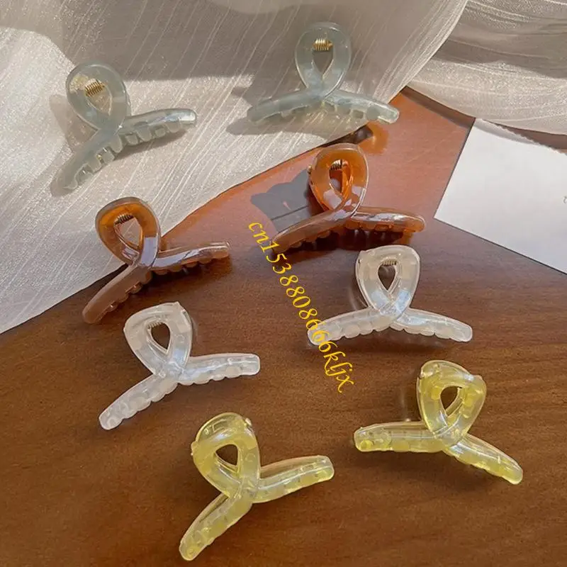 4pcs Barrettes Design fort Hold Hold Translúcido garra Mulheres Acessório Girls 066c