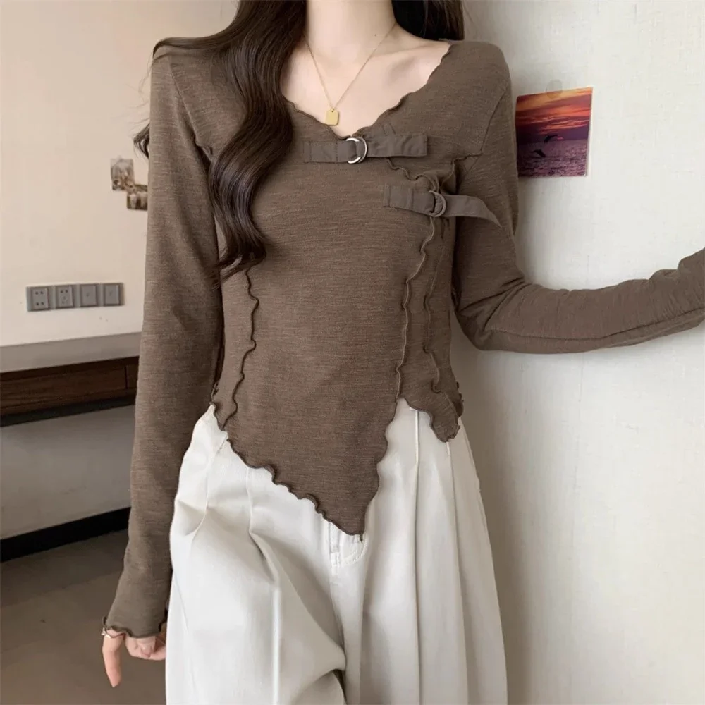 สีทึบผู้หญิงTeesไม่สม่ําเสมอVคอยาวแขนยาวเสื้อยืดผู้หญิงRetro Slim Topแฟชั่นฤดูใบไม้ผลิฤดูใบไม้ร่วงหญิงนุ่มTshirt