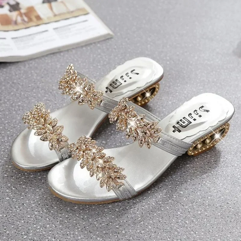 Shiny Crystal Slippers Women Luxury Rhinestone Med Heels Sandals Woman Bohemian Gold Strange Heel Flip Flops Summer Shoes