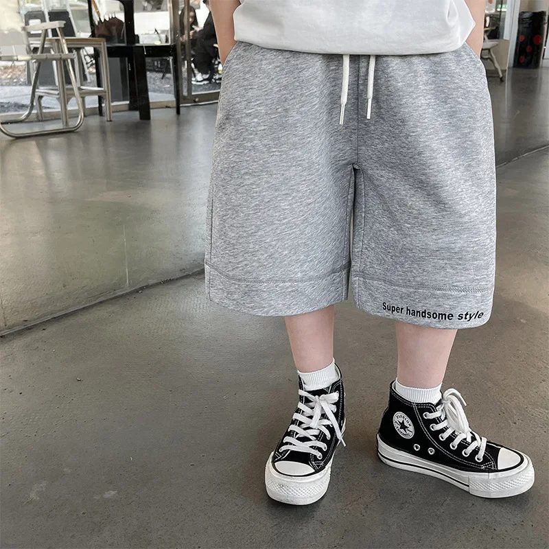 

2024 Summer children letters printed shorts Kids cotton loose Middle pants Boys knee-length sweatpants 2-8Y