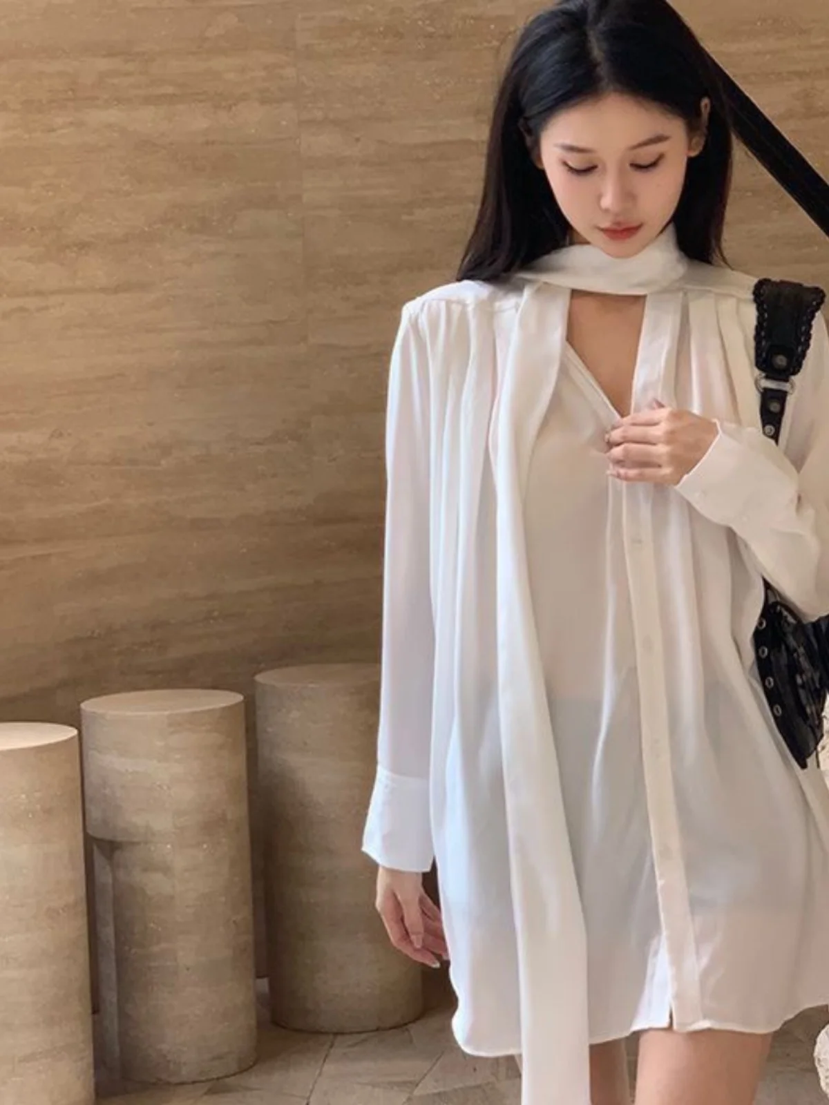 

Ele V-Ne Chiffon irt Women's Loose Slimming High-End Gentle Wind Bell Sve Top Korean Sle Straight Cut Long Sve