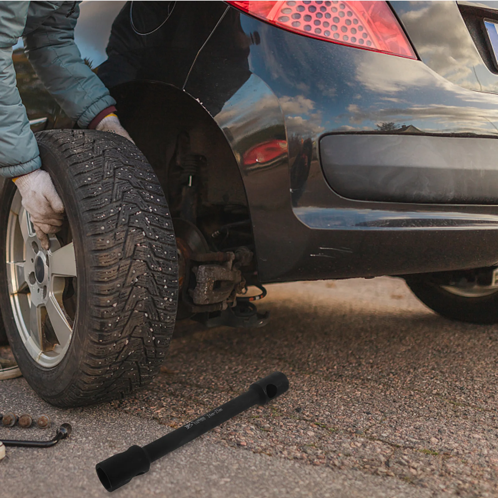 

Car Tires Disassembly Wrench Double-Ended Socket Black Durable High Strength for Automobile Repair Wheel Lug Nuts 24-27 30cm