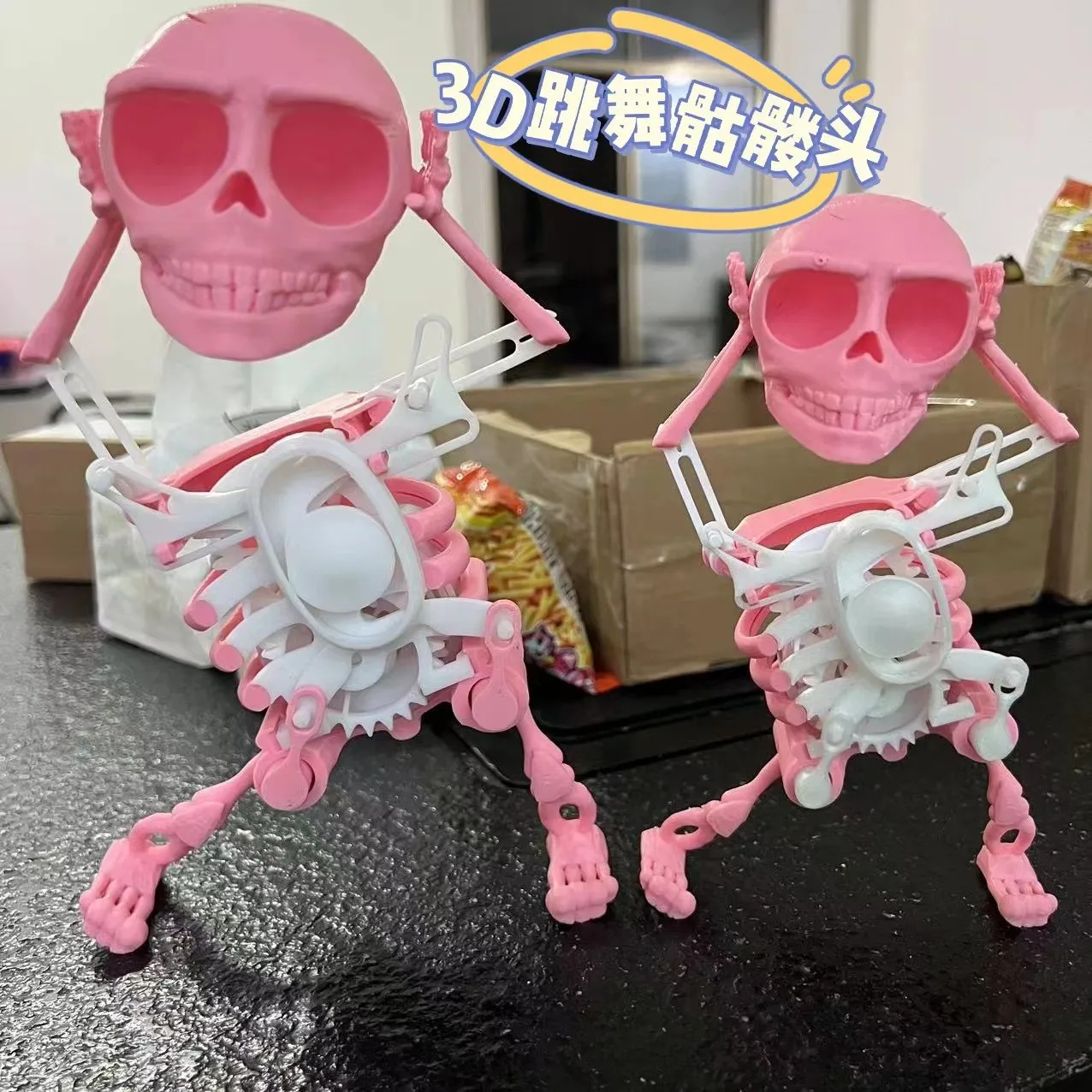 Halloween Simulatie Skelet Man Dansen Swingend Wind-Up Speelgoed 3d Printen Grappig Skelet Met Lichten Muziek Uurwerk Speelgoed