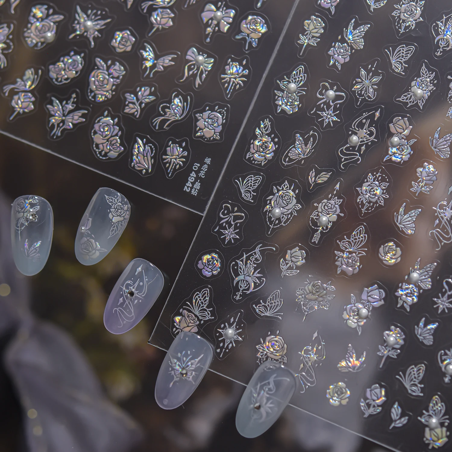 1PCS Retro Schwarz Kunst Schmetterling Nagel Aufkleber Nagel Liefert Laser Rose Schmetterling Aufkleber Nagel Teile Nail art Zubehör