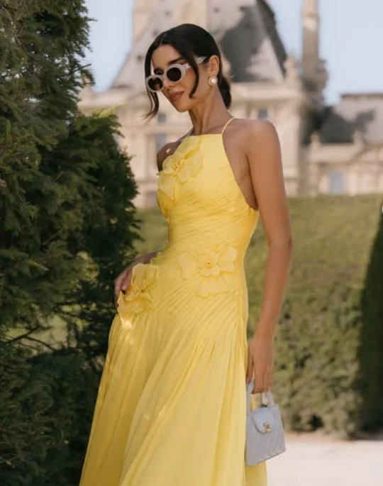 Abiti da sera pieghettati senza maniche gialli con applicazioni di fiori di lunghezza del pavimento personalizzati di alta qualità Robes De Soirée Abiti da gala