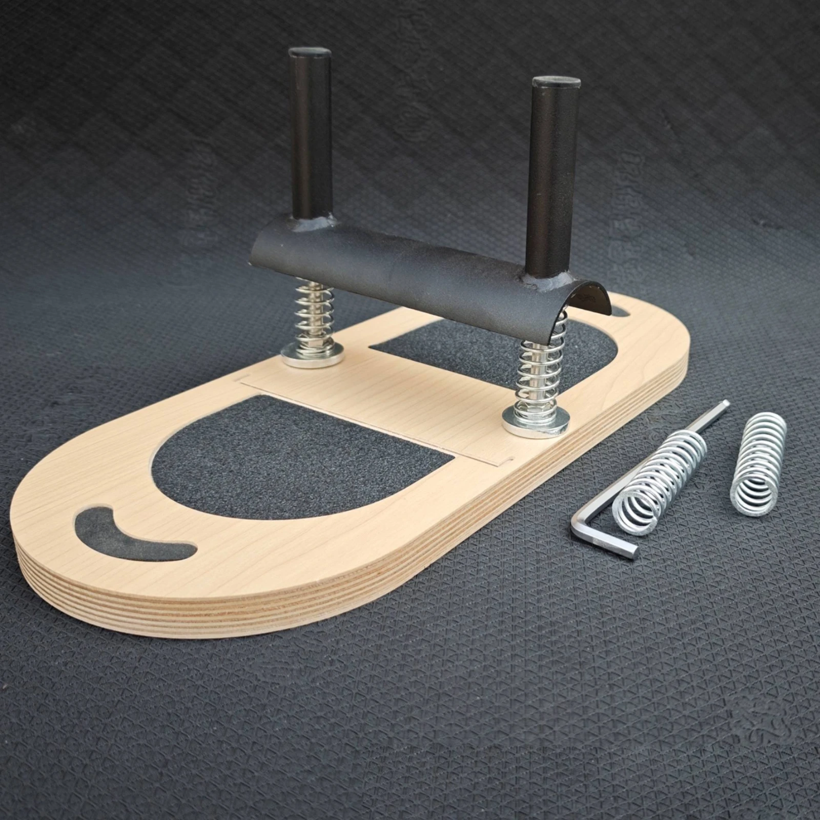 لوح تدريب القدمين الخشبي القاب - مراجعة Balance Board Fitness وسعره