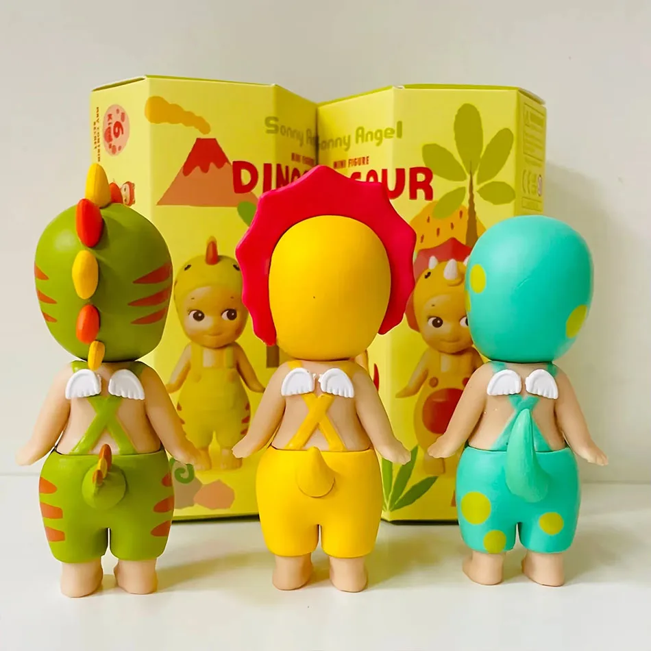 Nueva serie de dinosaurios Sonny Angel Hippers cosecha Linda muñeca Hippie coche de moda adornos para teléfono móvil albóndigas juguete para regalo para niños
