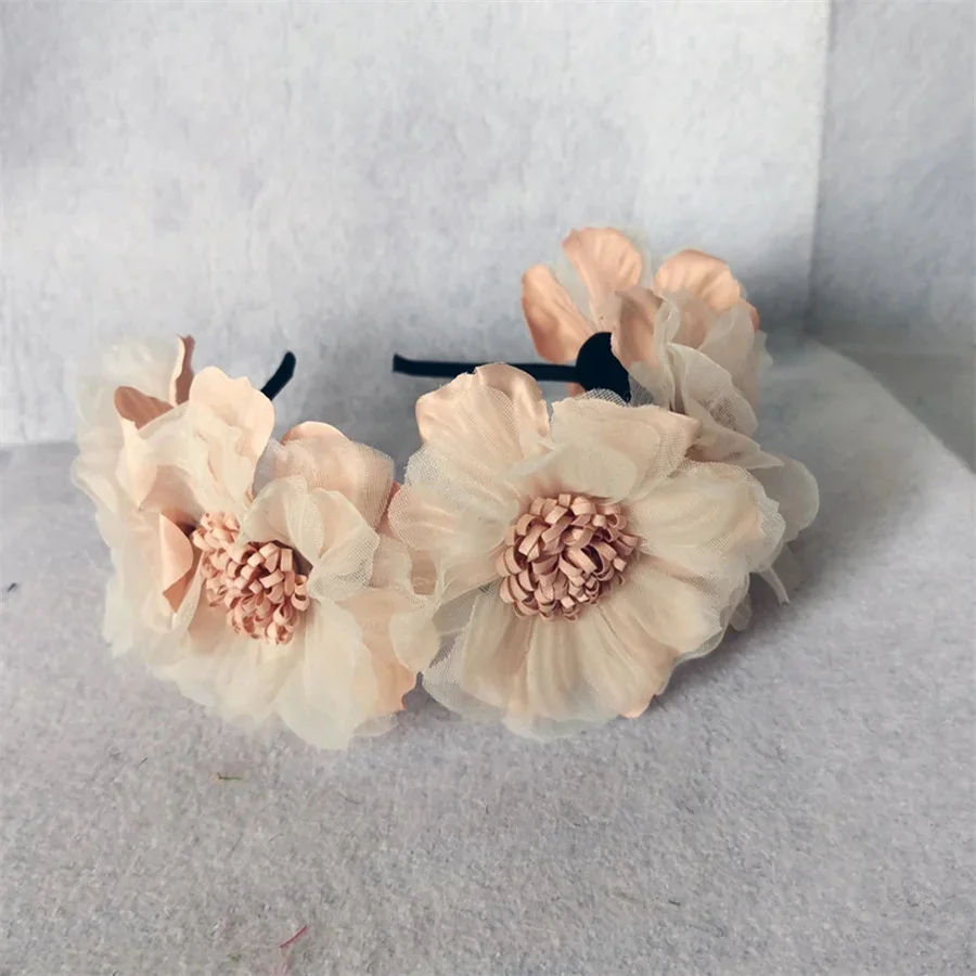 2024 new Simulation flowers Headband For Women Romantic Red Hair Hoop Hair Bands Girls child Wedding Hairband Hair Accessories