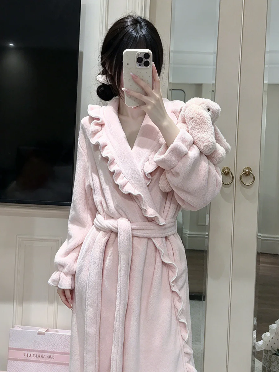 thickened-coral-fleece-women's-robe-winter-long-sleepwear-warmth-home-clothes-v-neck-sleeveless-polyester-innerlining