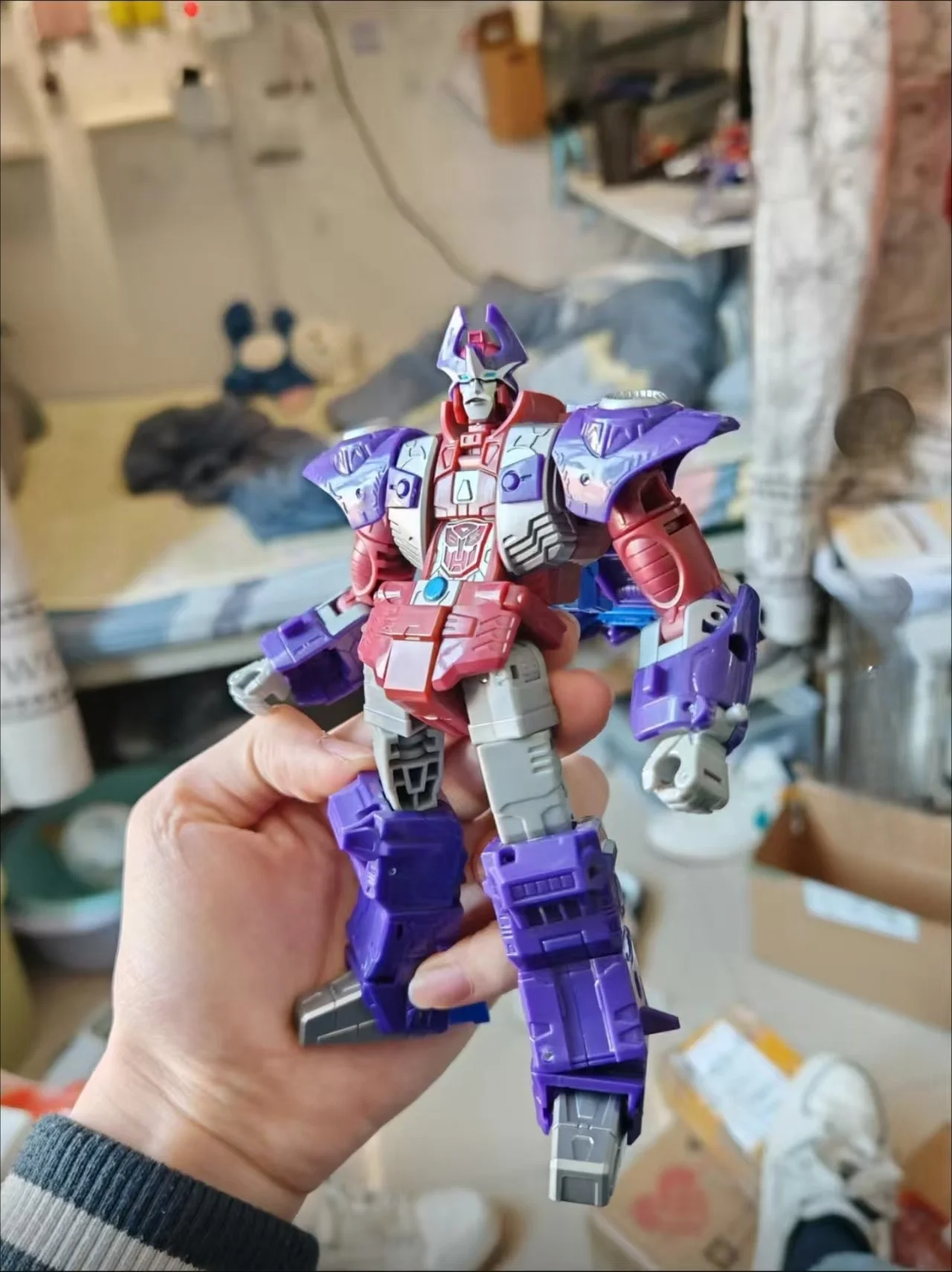 

Фигурка-трансформер Studio Series Age of the Primes Alpha Trion G1 - модель робота из аниме для коллекции и подарков