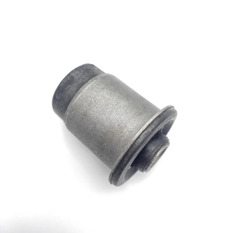 Front Lower Control Arm Bushing Triangular Swing Rubber Bushings for Roewe EI6 EI5 I6 I5 MG6 50006098 50016097