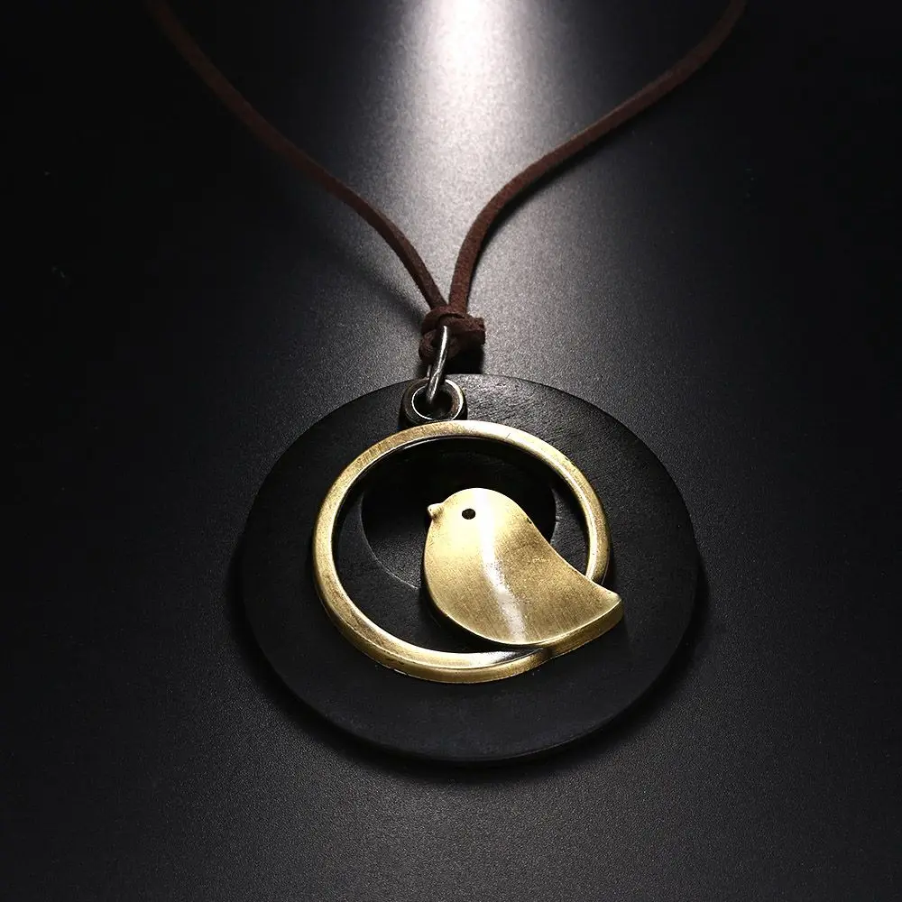 Vintage Wooden Bird Pendant Necklaces Boho Ethnic Style Metal Hollow Necklaces Retro Long Sweater Chain Rope Jewelry for Women