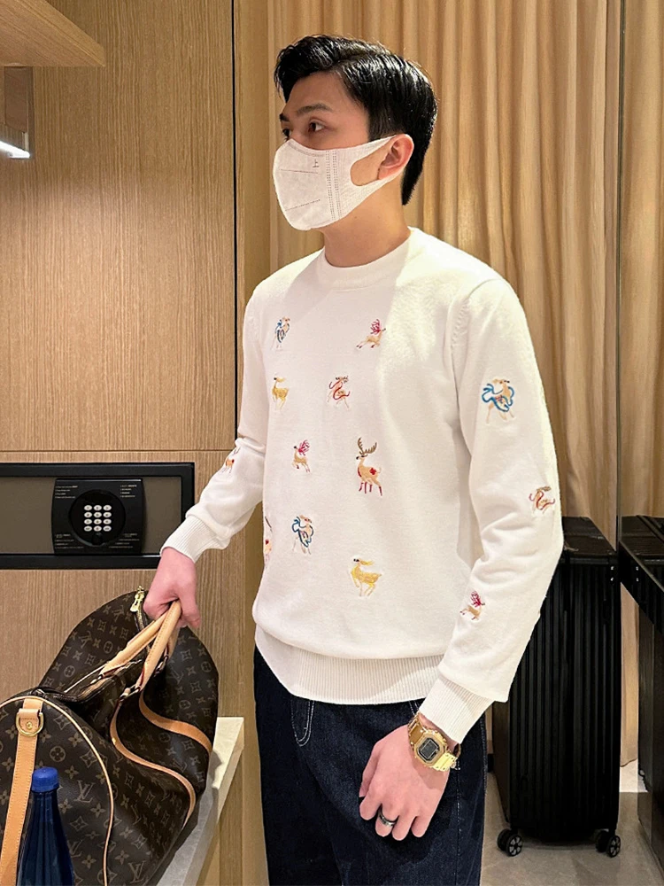 

Ybrother Luxury Men's Knitted Top Slim Fit Deer Embroidery Faionable Base Layer Men's Sweater Boting T-irt