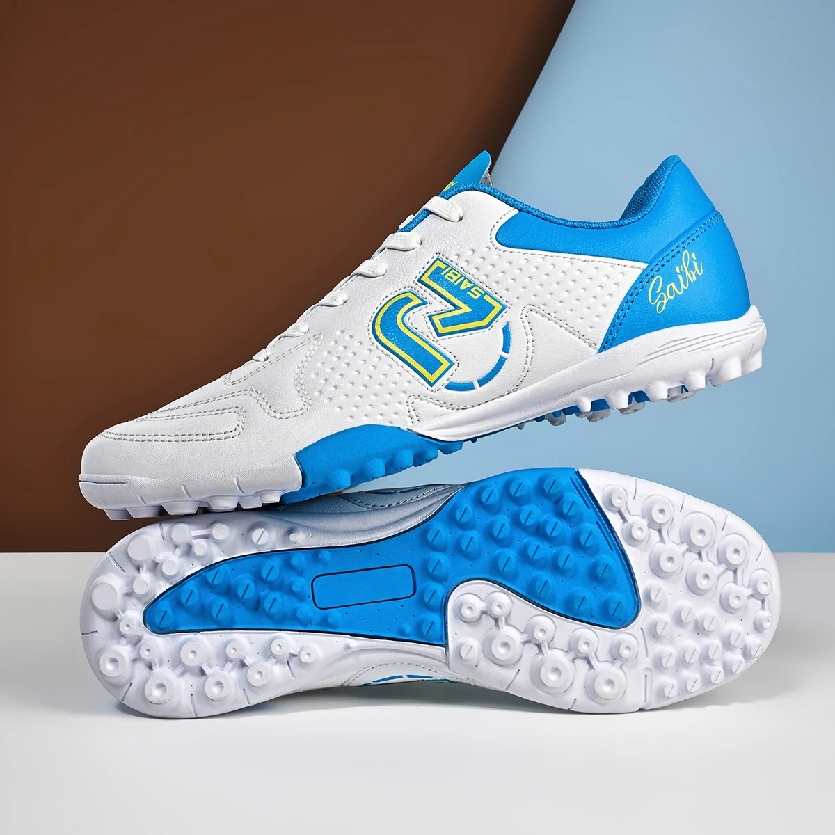 

Высококачественные мужские футбольные бутсы, профессиональные футбольные бутсы, дышащие уличные нескользящие длинные шипы для взрослых, тренировочные кроссовки