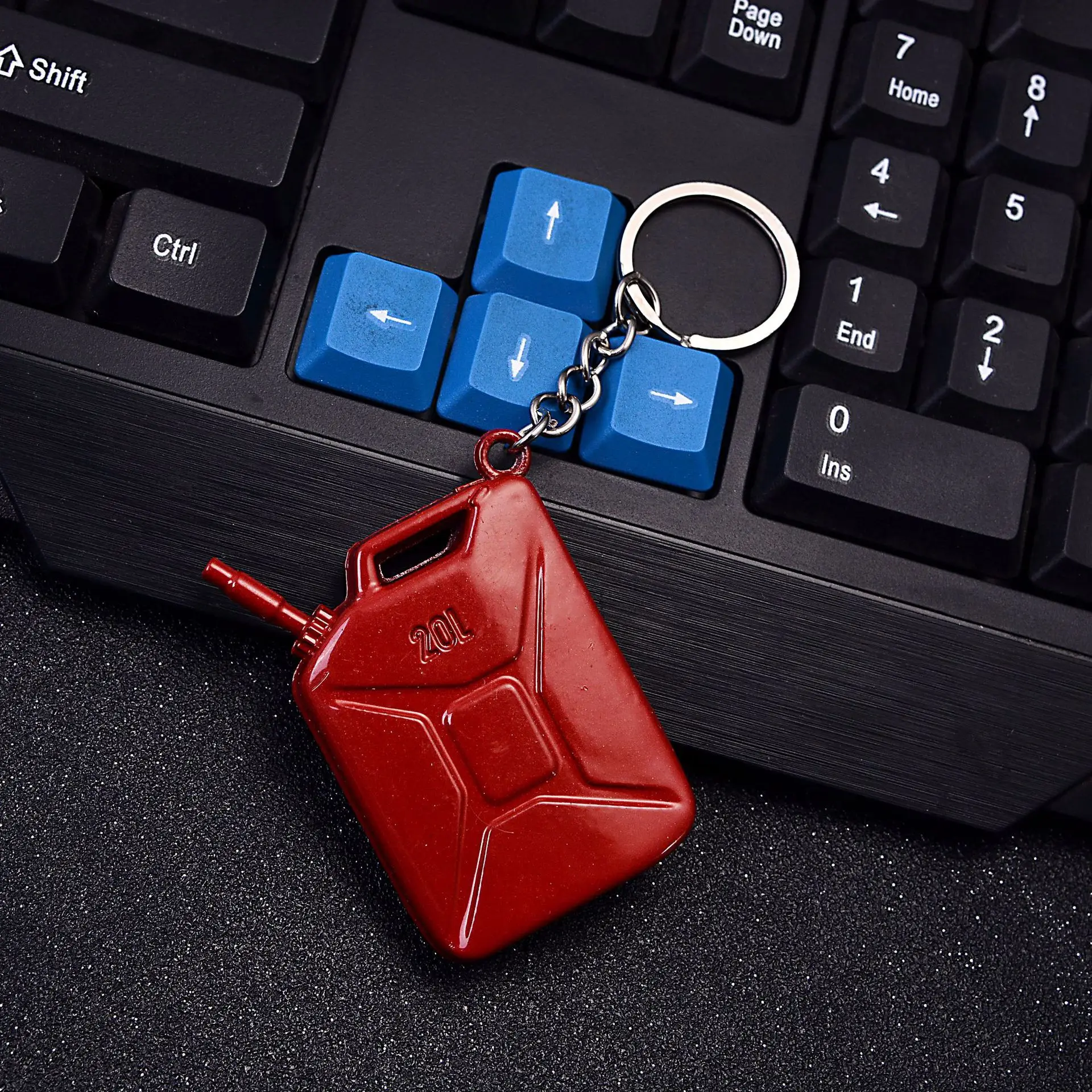 Fashion Red 20l Gasoline Barrel Keychain Metal Simple Keyring Personality Car Oil Drum Key Ring For Men Women Jewelry Gifts New