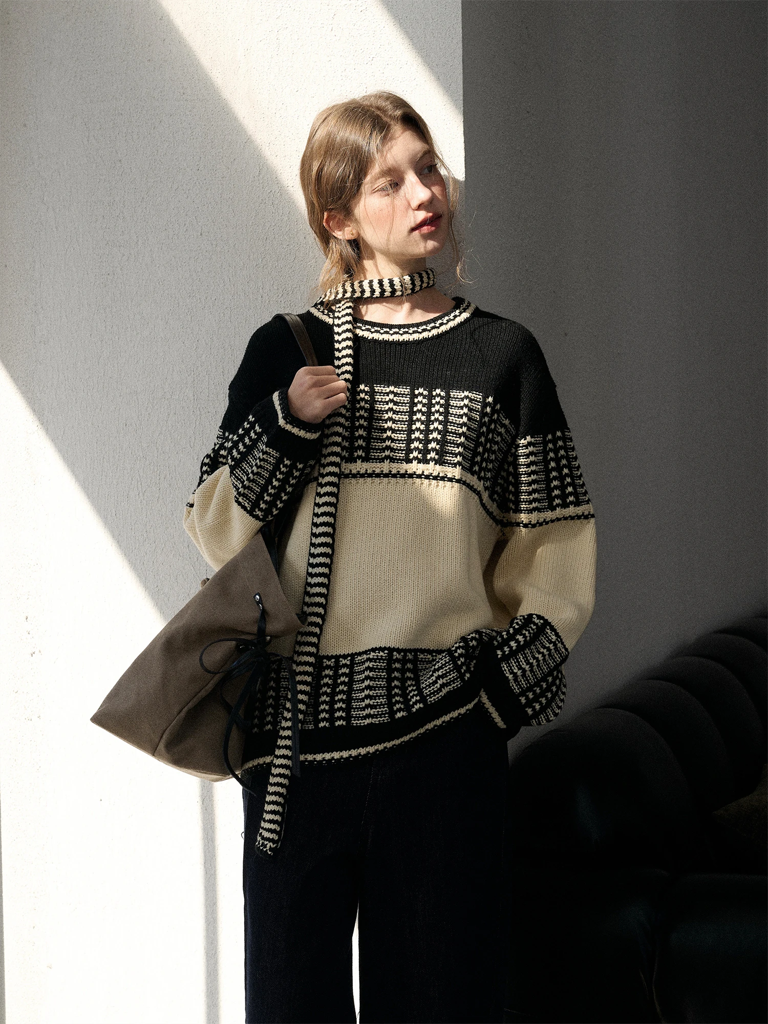 

Enroute Heavyweight Knitted Sweater with Scarf round Ne 3D Embroidery Texture Color Blo Commute Sle Warmth Women's Faion