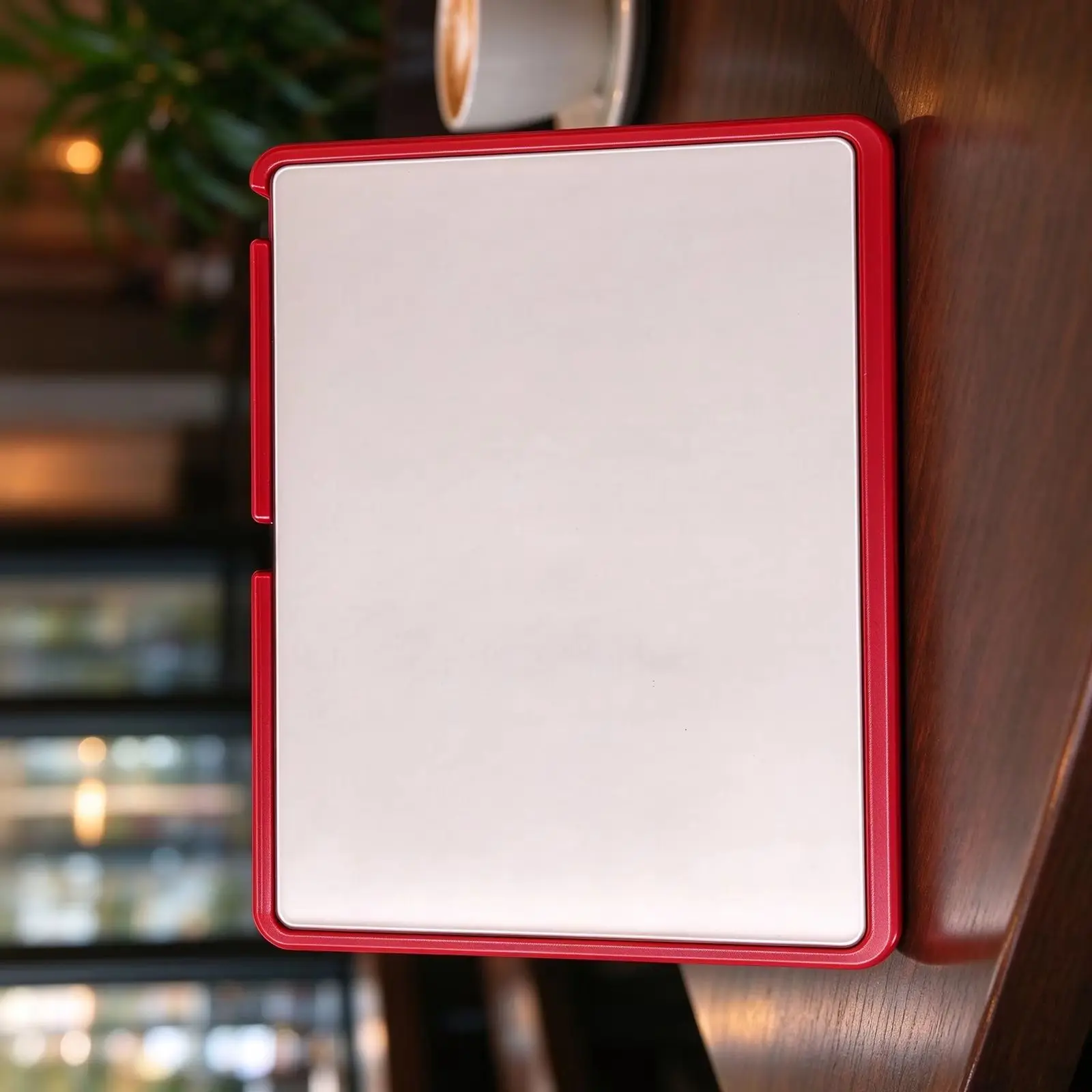 Base height increasing bracket for Magic Trackpad 2