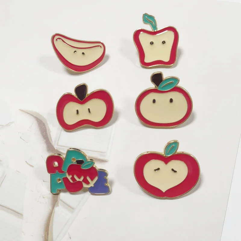 New Funny Apple Design Brooch Casual Gift Badge Decoration Pin DIY Clothing Bags Shoes Hat Scarf T-shirt Jeans Accessory