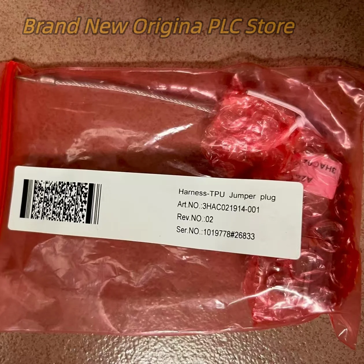 

Brand new 3HAC021914-001 Hot-swappable shielding connector