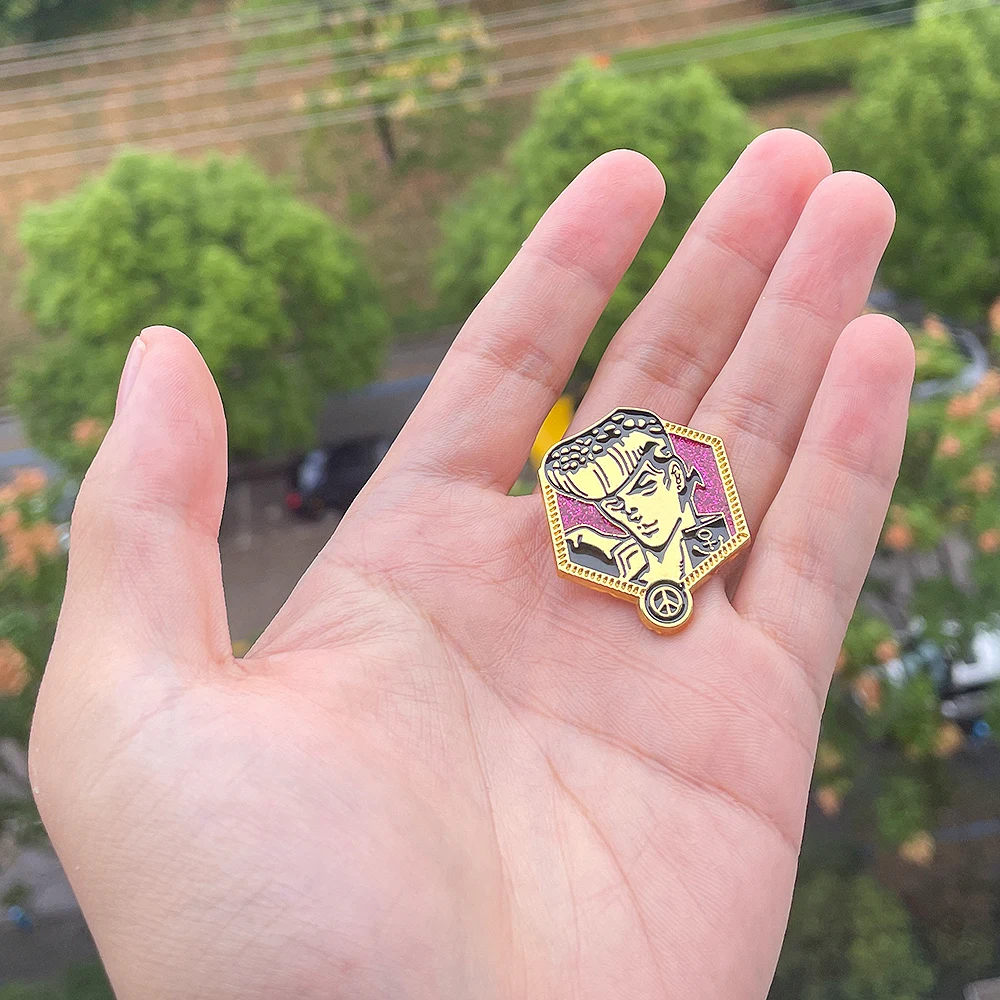 أنيمي جوجو غريب مغامرة سلاسل المفاتيح القاتل الملكة هيغاشيكاتا جوسوكي القوس السهم قلادة كيرينغ للنساء الرجال اكسسوارات السيارات