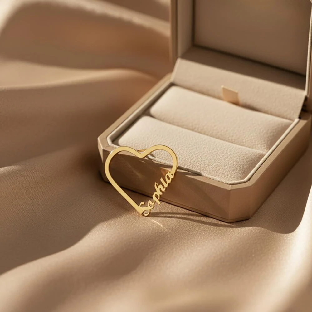 

Sipuris 1Pair Heart Custom Name Nameplate Stud Earrings For Women Men Stainless Steel Personalized Charm Earring Jewelry Gifts