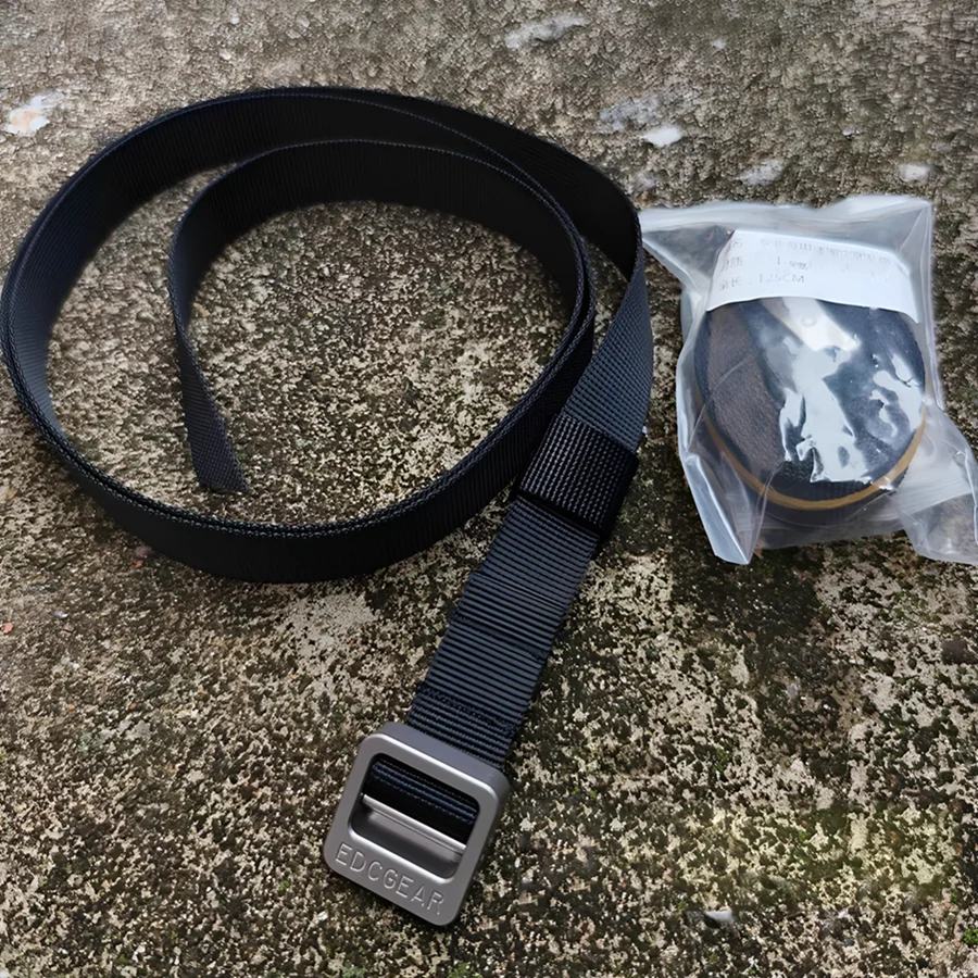 EDC Titanium Alloy Aluminum Alloy Button Men‘s Belt  Multi-functional Outdoor EDC Tools