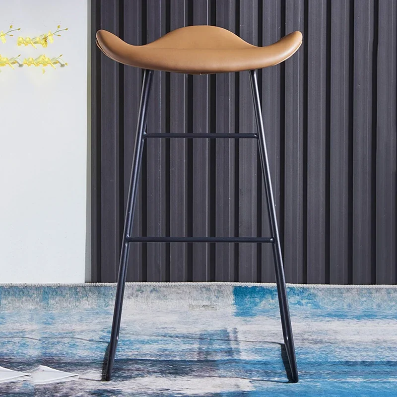 Simple Northern Bar Chair European Style Retro Coffee Milk Tea Shop Bar Chair Front Desk Stool Banqueta Salon Furniture BY-162