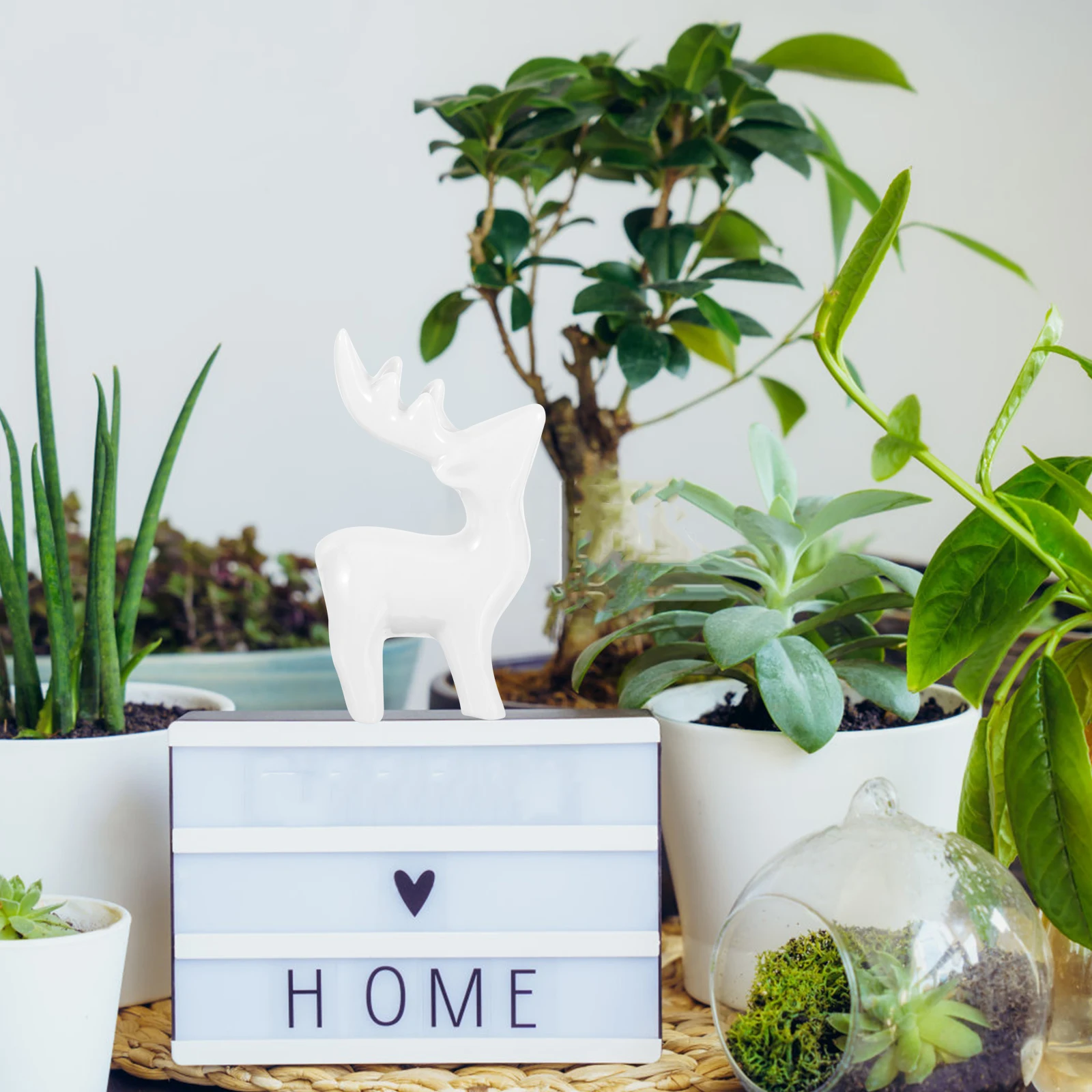 

4Pcs Miniature Deer Statues Ceramic Craft Decor Exquisite Detail Perfect Tea Table Accessory Ceramic Deer Figurine