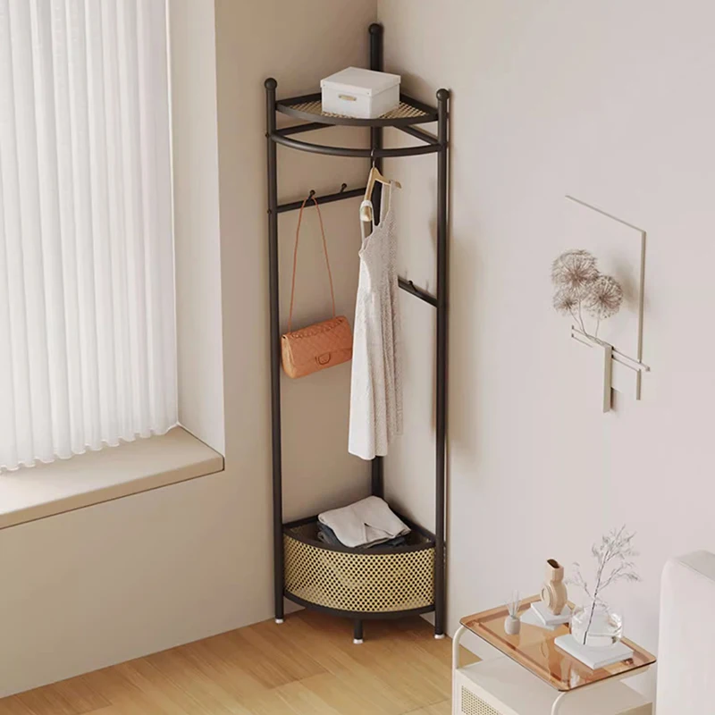 Minimalist ชั้นวางเสื้อผ้าชั้นยืนฟรีมุมโลหะ Coat ขาตั้งห้องนอนบ้านโมเดิร์น Cabides Para Roupa Hall เฟอร์นิเจอร์