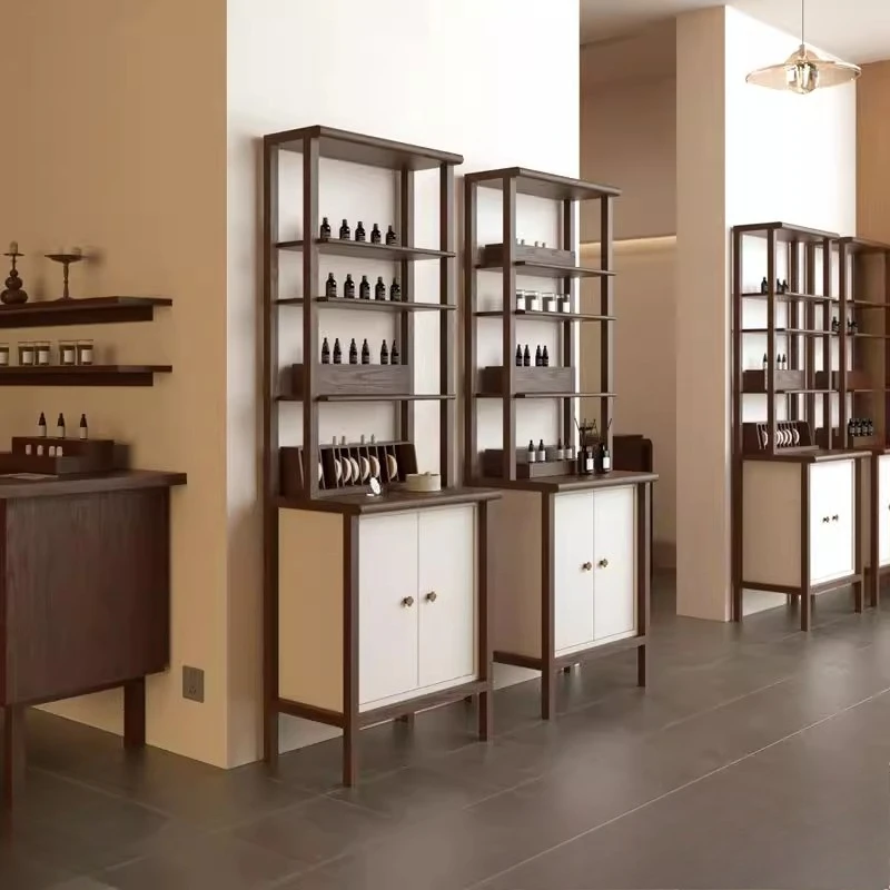 Fragrance Shop Wall…