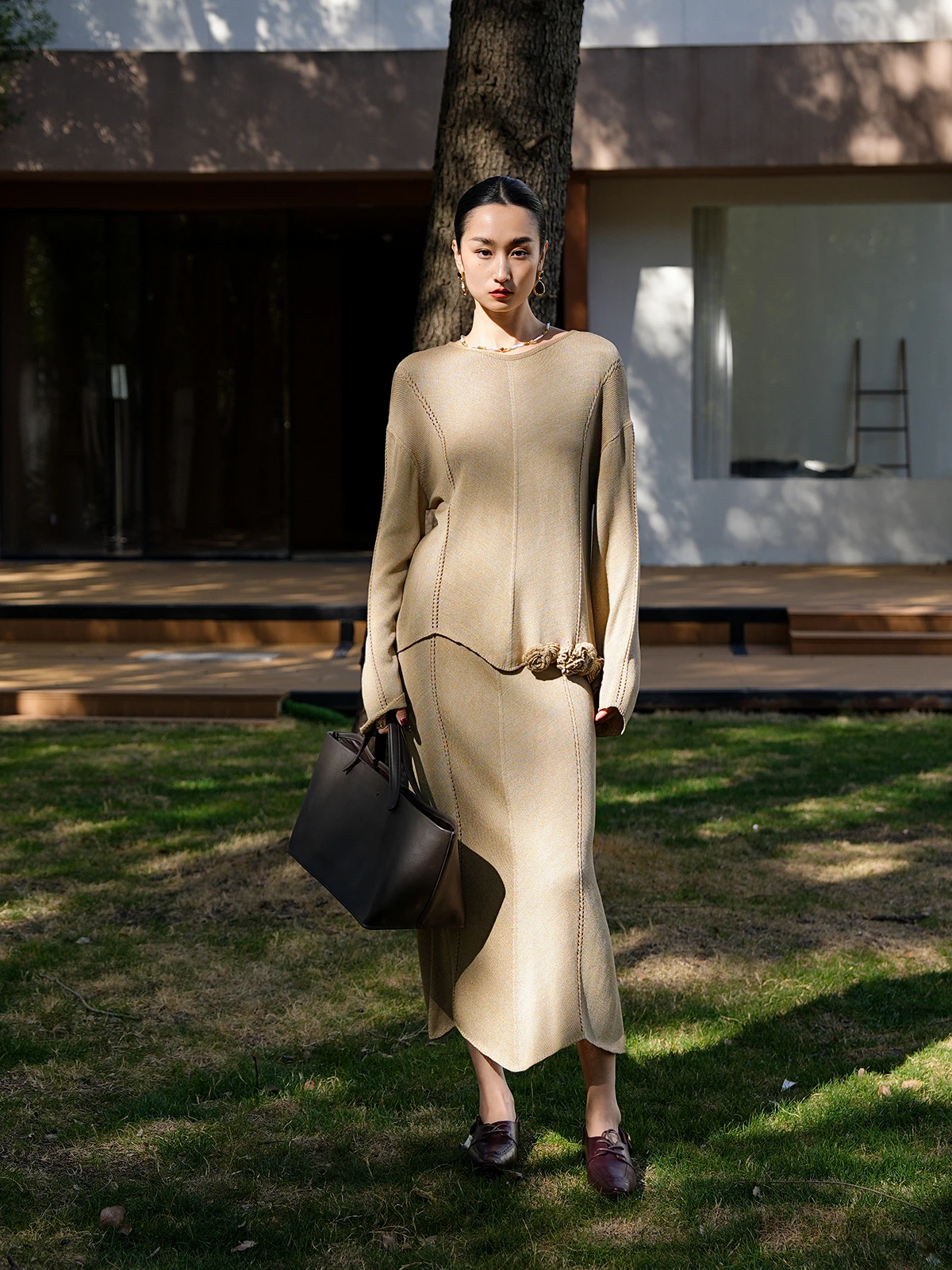 

LemonChen Spring Summer Luxury Silk Knitted Silk Handmade Flower Bell Sve Hollow out Top f Skirt Faion Set