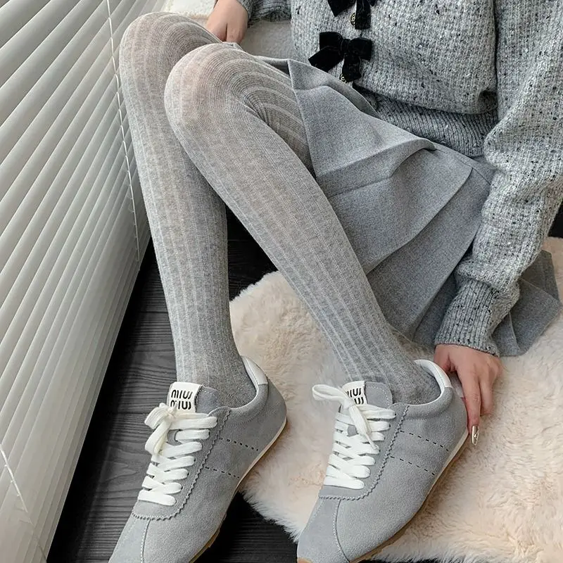 

Черные леггинсы женские для занятий йогой цвета хаки, верблюжий, темно-синий, с защитой от зацепления, ультратонкие, ультра-комфортные, всесезонные, с открытой кожей, сексуальные