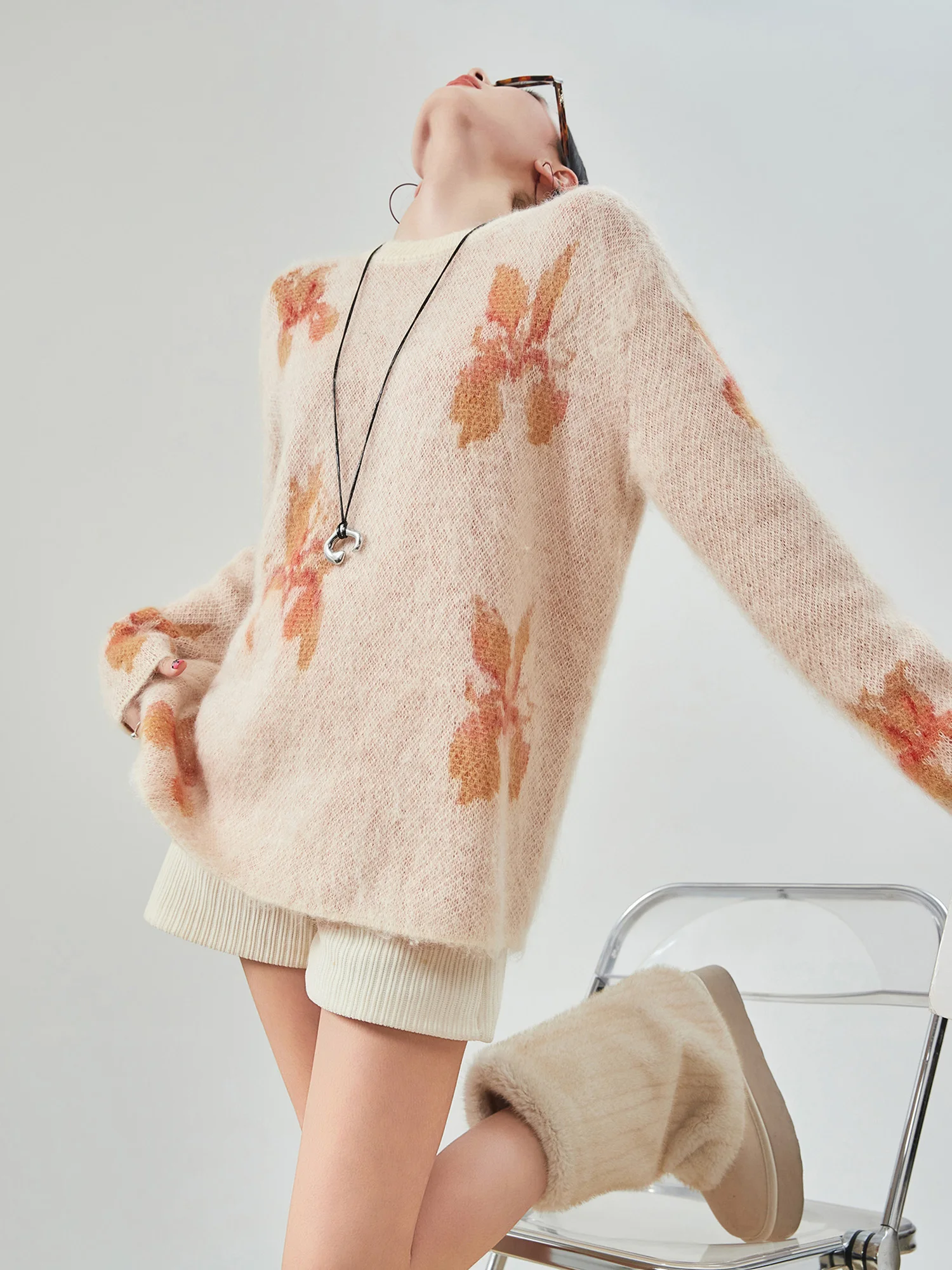 

Свободный женский вязаный свитер с круглым вырезом, весна 2026, новинка, стильный, удобный, мягкий, из полиэфирного волокна, длинный рукав, с растительным цветочным узором