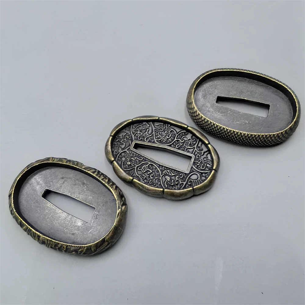 Small Tsuba Hand Guard For Japanese Samurai Sword Katana Wakizashi Tanto Fittings