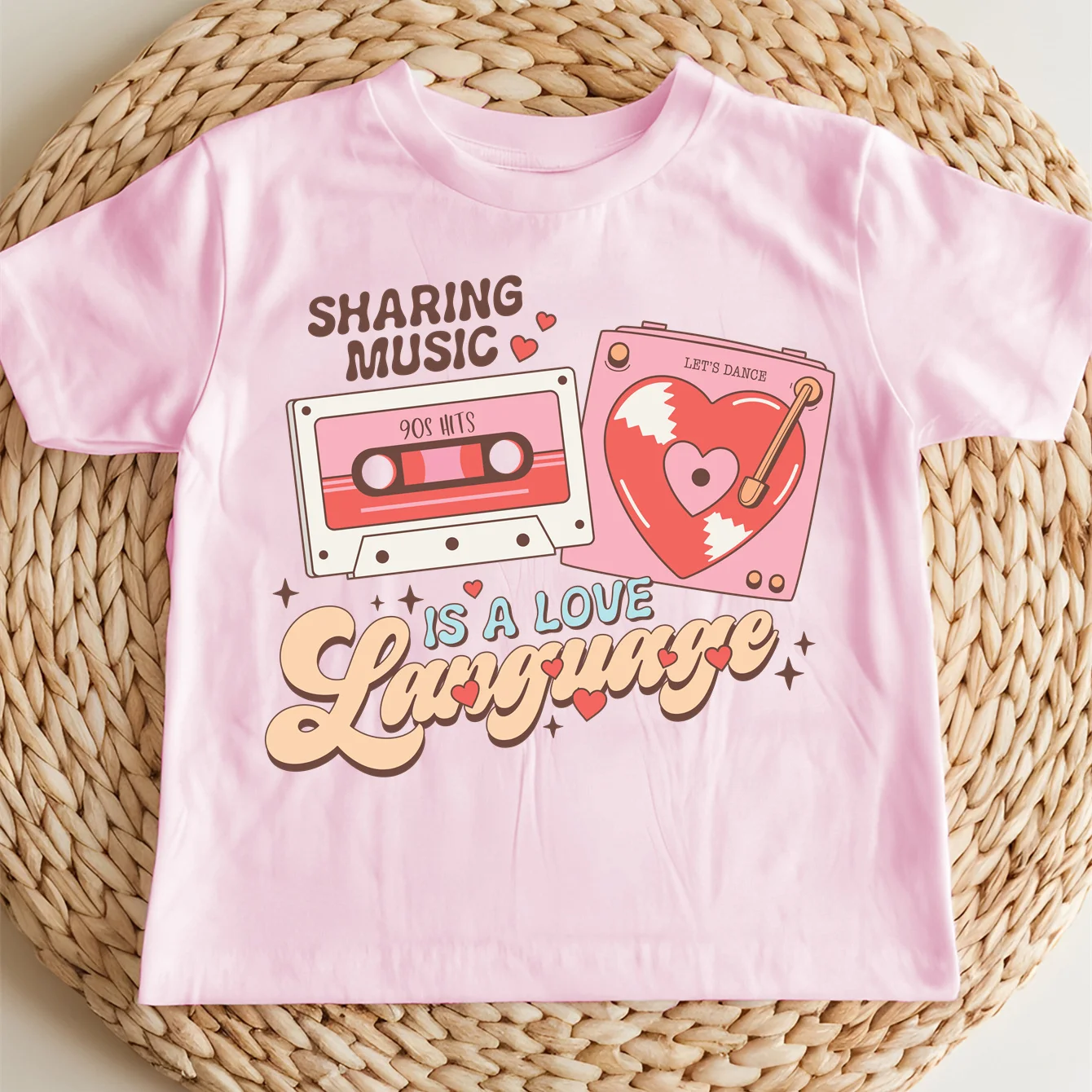 

Футболка для девочек из 100% хлопка с принтом «Магнитофон любви», удобная, с круглым вырезом, с коротким рукавом, для улицы