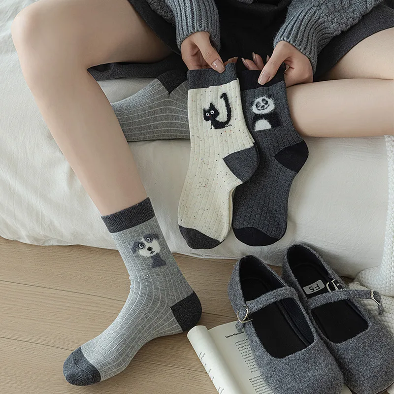 

Cute Autumn Winter Socks Female Ins Fashion Japanese Niche Design Flocking Kawai Little Animals Panda Kitten Puppy Mid-tude Sock