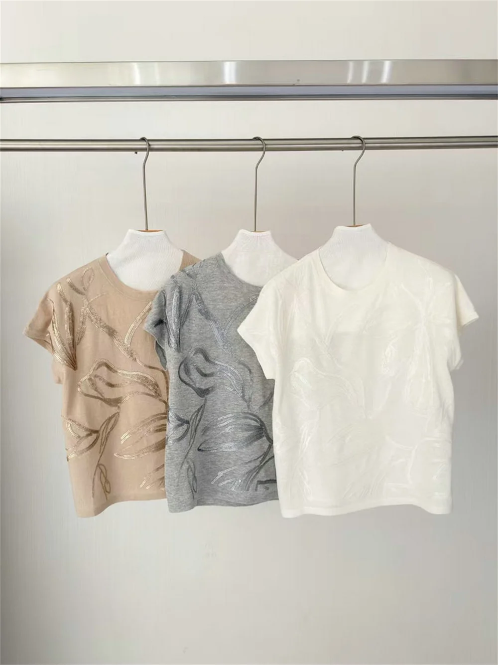 

Women's Clothing Sequins Loose Short-Sleeve Versatile Knit Top