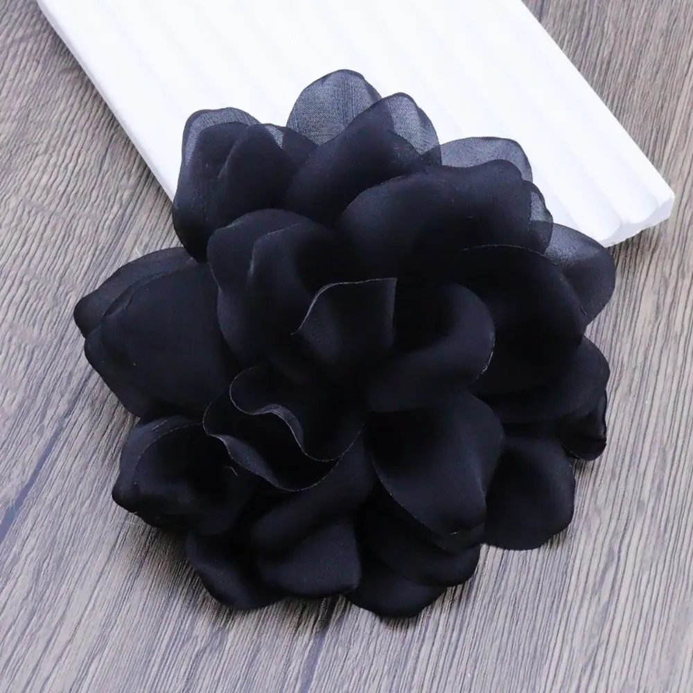 2024 12cm Satin Camellia Flower Brooch Fashion Multi-layered Floral Corsage French Women Hair Clips All-match Dress Accessory