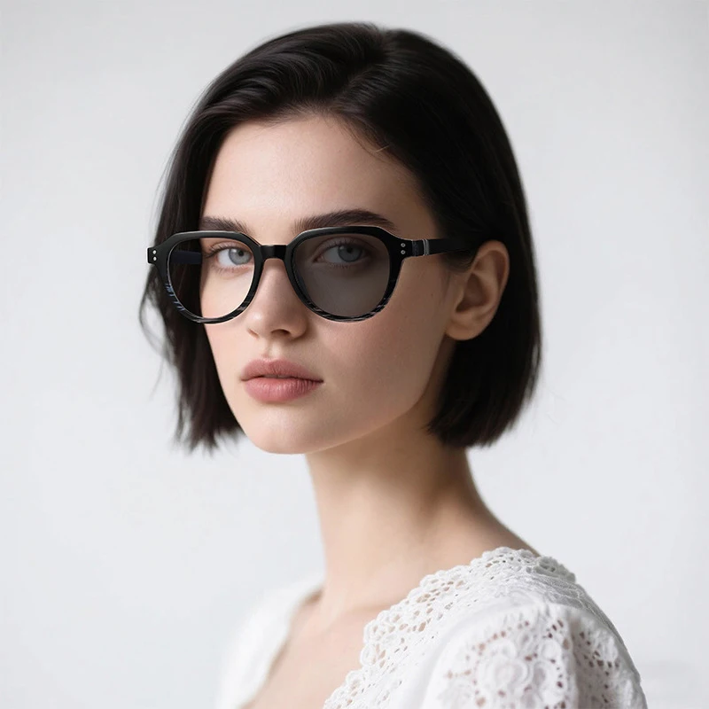

Retro Photochromic Myopia Glasses Women Black Frames Tr90 Computer Eyeglasses With Diopters-0.25 -0.5 -1.5 -2.75 -4.5 -5.5 -6.0