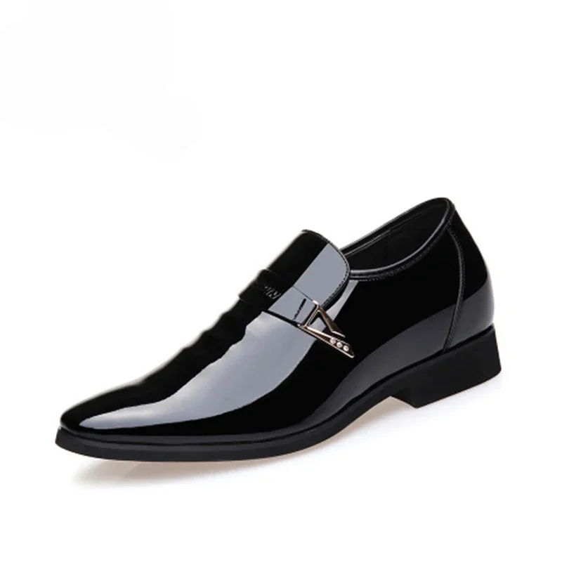 Leather Shoes Slip on Patent Leather Mens Casual Oxford Shoe Moccasin Glitter Male Footwear Pointed Toe Shoes Men Dress