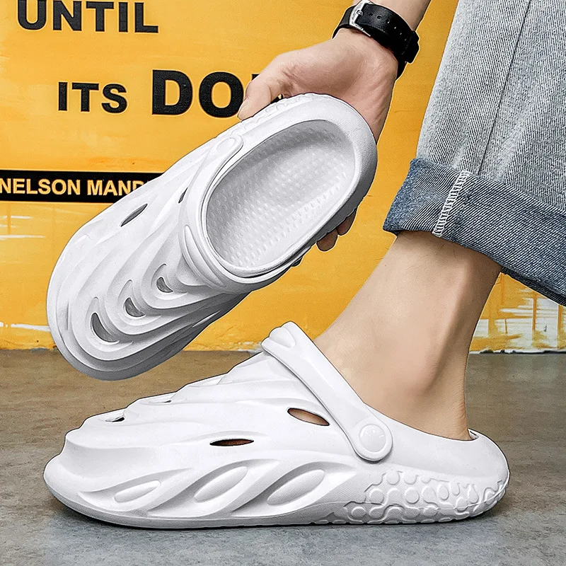 Anti Slip Beach Shoes for Men and Women Summer Barefoot Sandals Wrapped Slippers Camouflage Soft Soles, Travel and Leisure Shoes