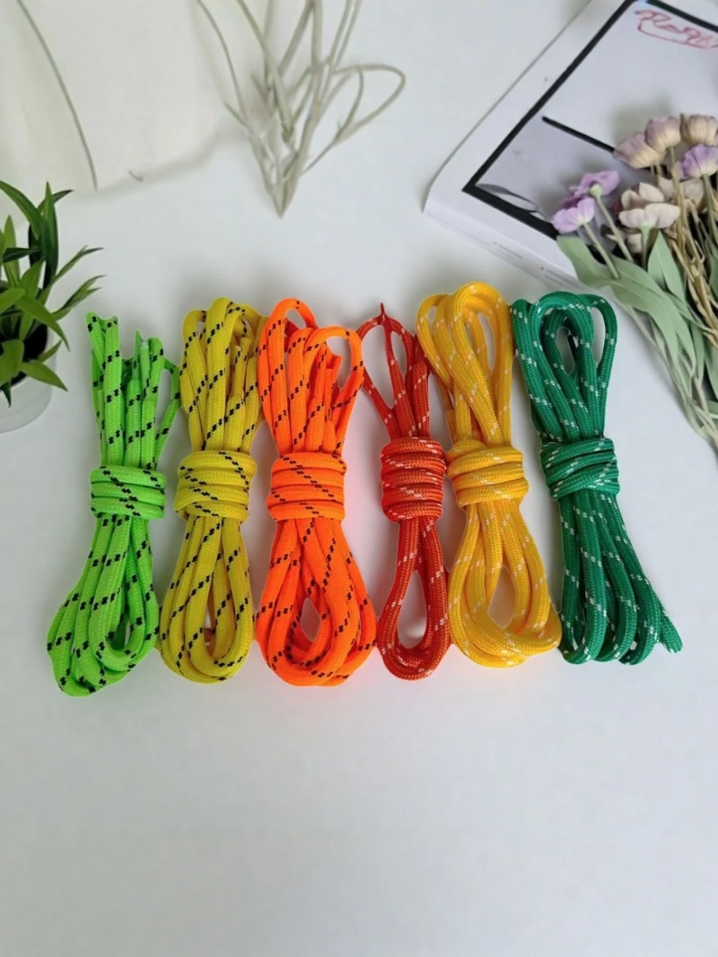 round Sport Shoe Laces for MIU System De Xin Slip-On Sports Shoes Yellow Black Green Diagonal Patterned Shoe Straps